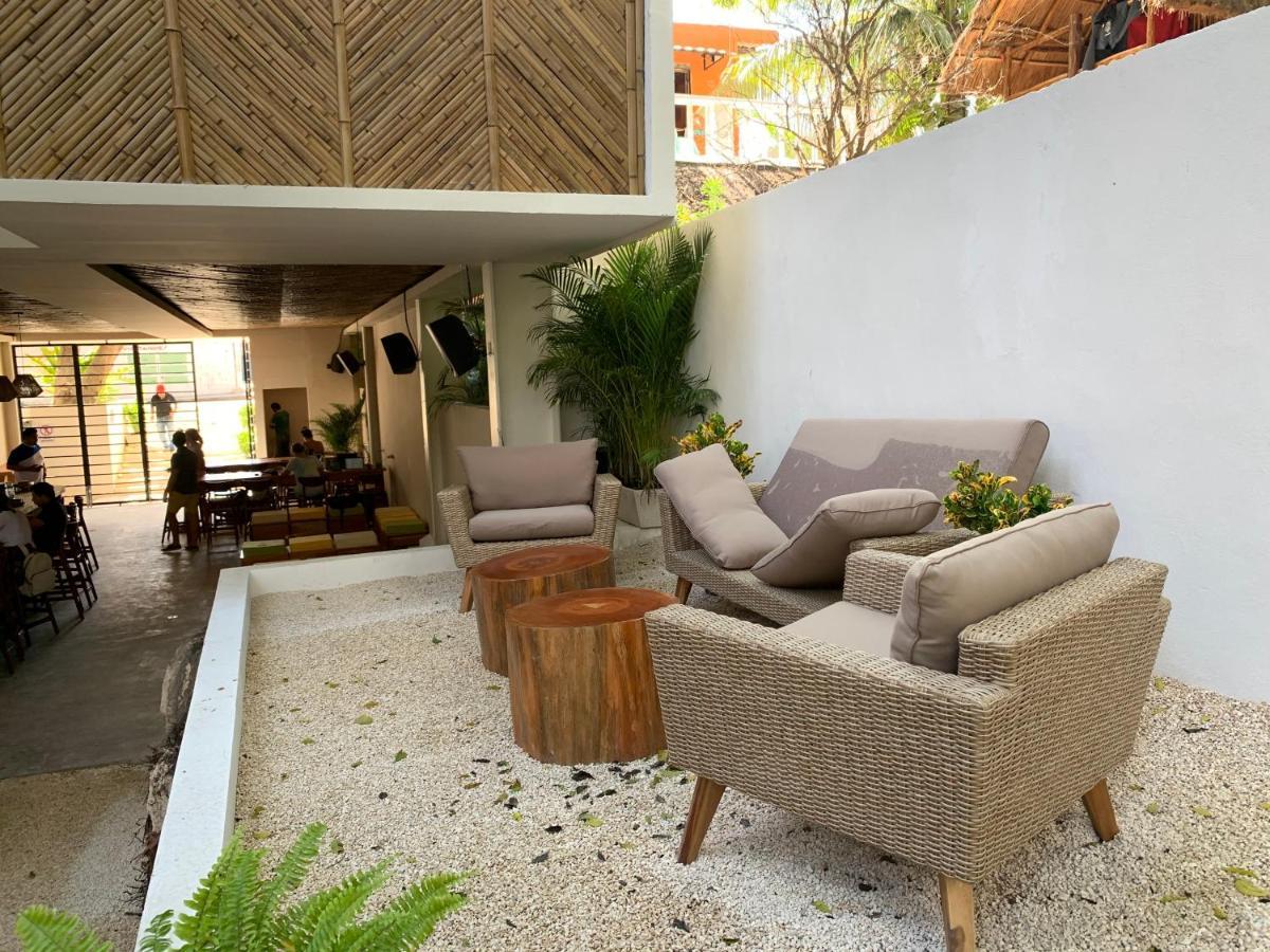 Oostel Smart Hostel - Tulum Pueblo (Adults Only) Екстериор снимка